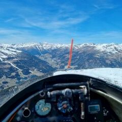 Flugwegposition um 12:16:13: Aufgenommen in der Nähe von Gemeinde Heinfels, Österreich in 2432 Meter